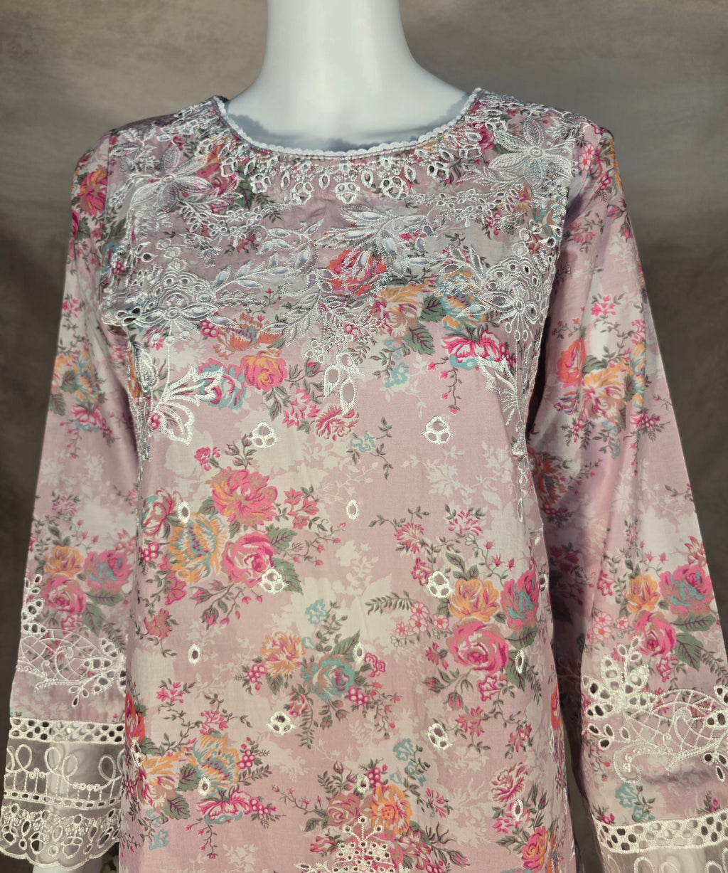 Blush Appliqué 3-Piece Suit