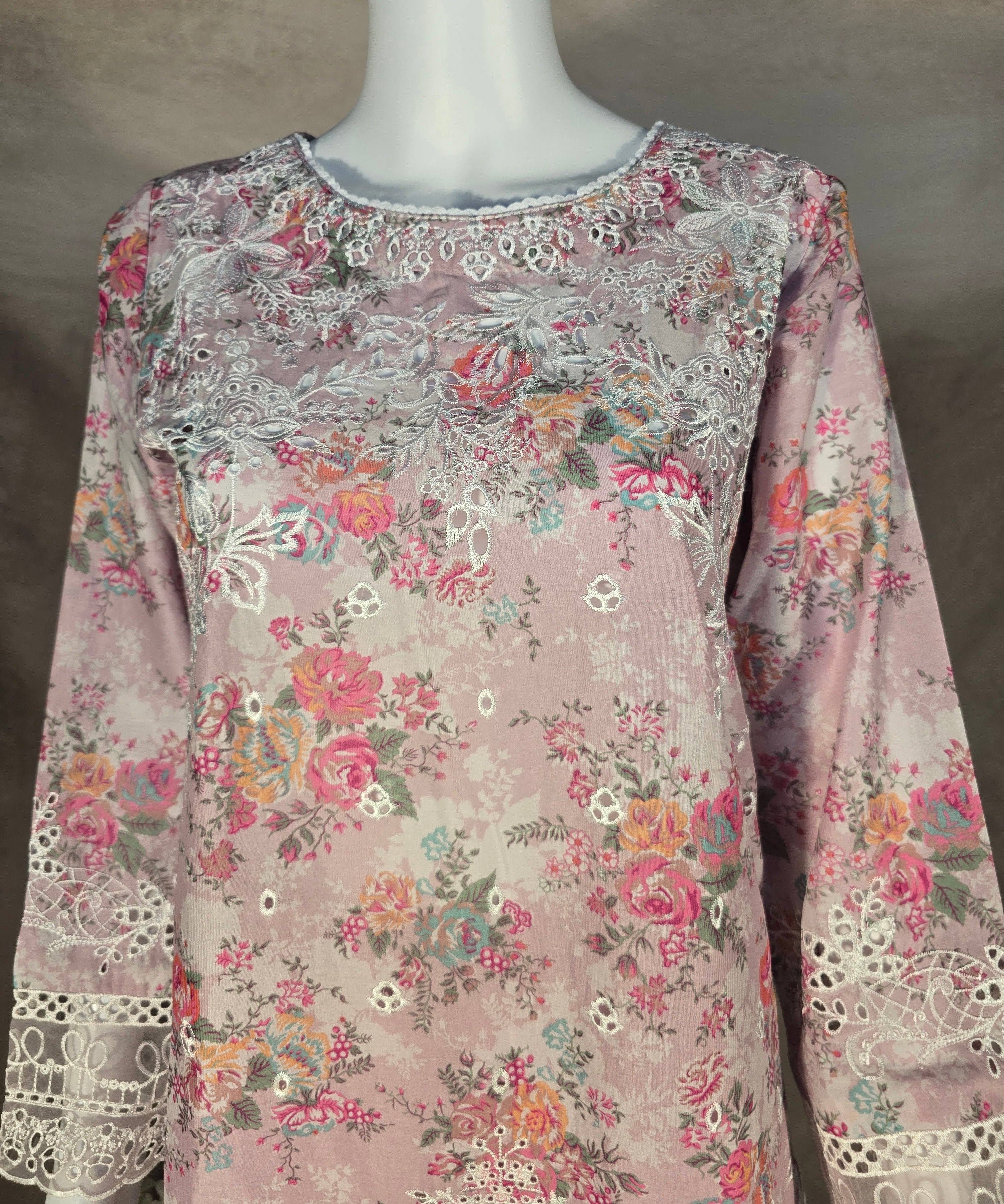 Blush Appliqué 3-Piece Suit