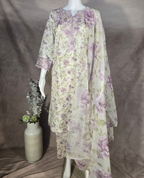 Soft Lilac Rose 3-Piece Suit