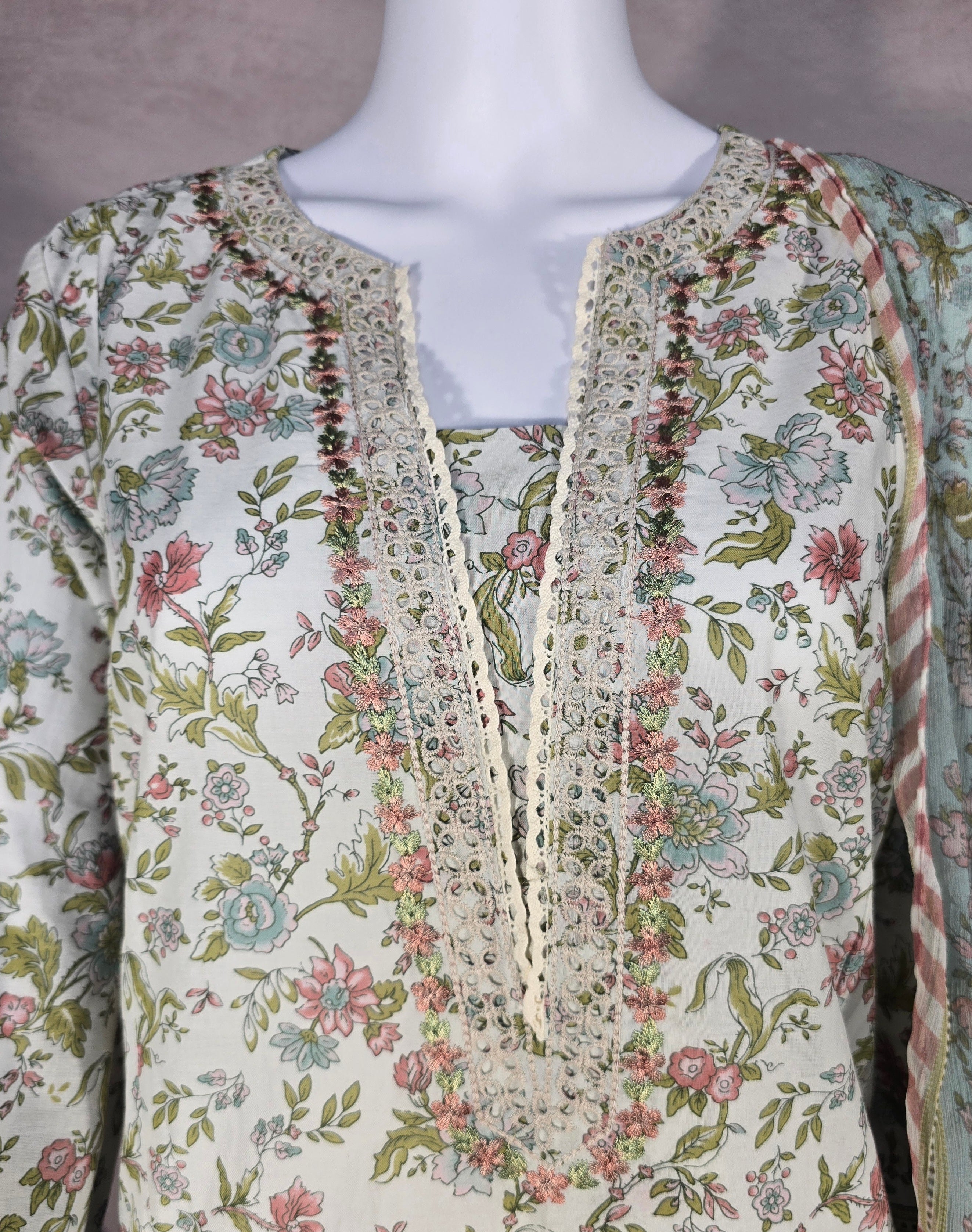 Meadow Bloom Print 3-Piece Suit